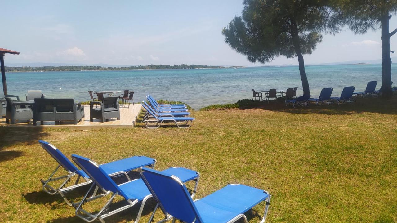 Studios Efi Beach Vourvourou Exterior photo